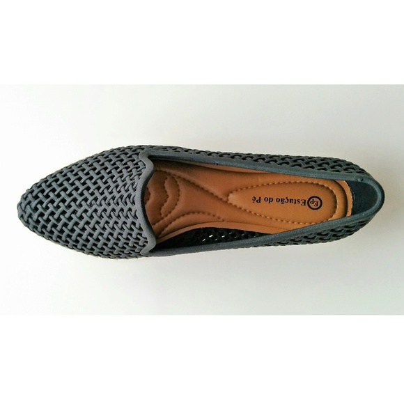 New!!! Pretty Comfy Shoes For Beach, Casual, Party, Rainy Days - Picture 7 of 9